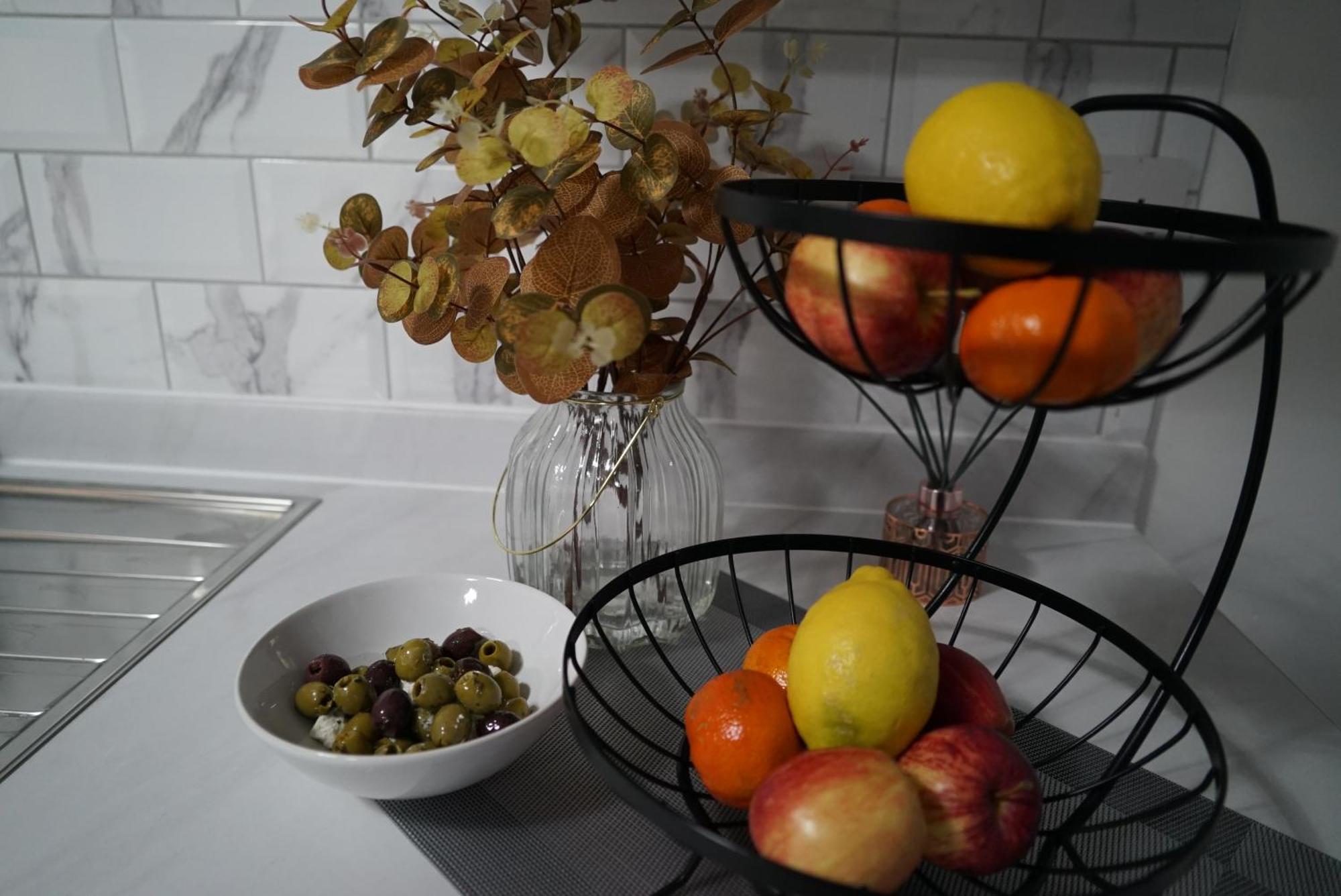1 & 2 Bed Apartments - Desborough, Kettering, Family, Wifi, Parking Kültér fotó